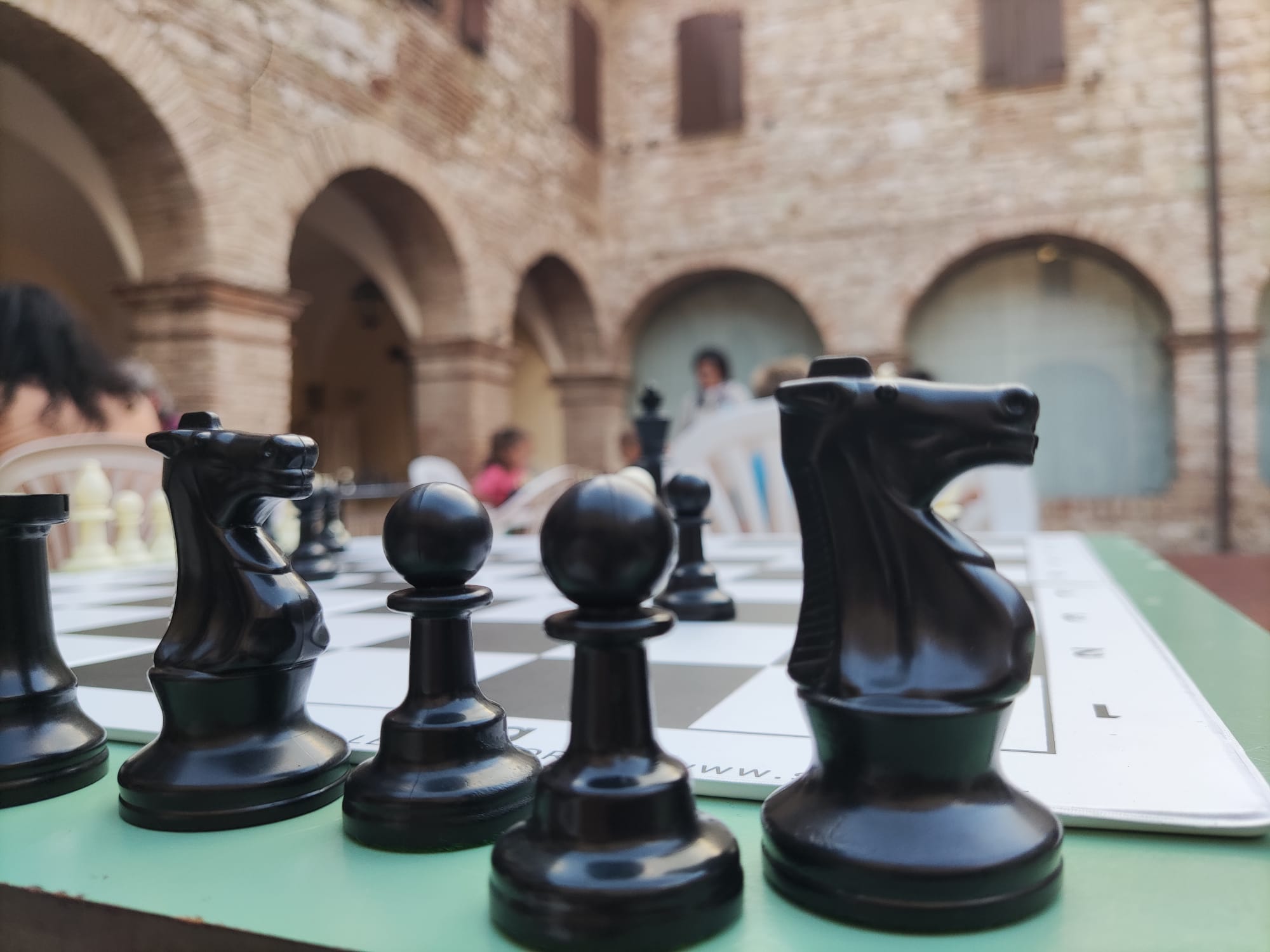 Sabato 8 ottobre a Pioraco fa tappa la Giornata nazionale lo sport che vogliamo dell’U.S. Acli Lezioni e partite libere di scacchi e dama per bambini e ragazzi
