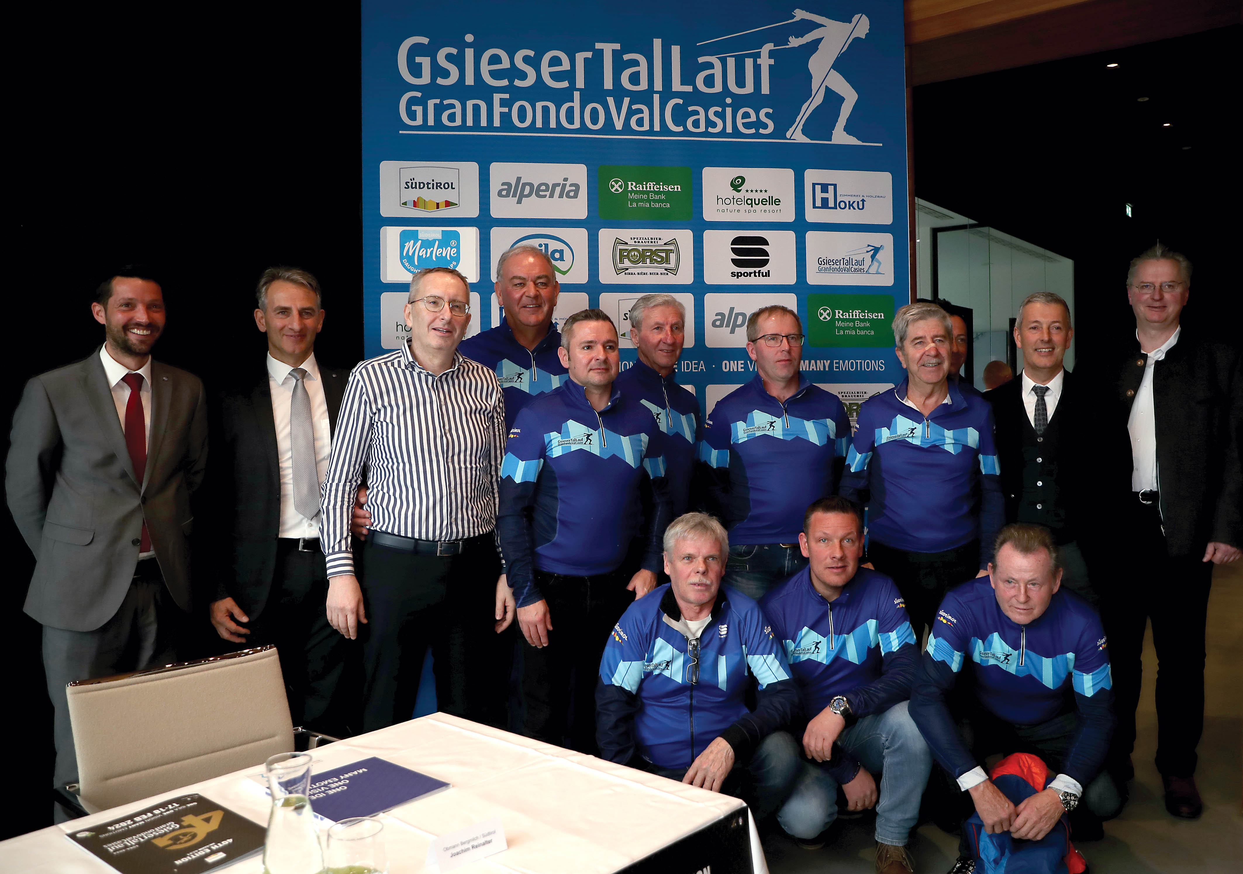VAL CASIES-SHOW A BOLZANO. PRESENTATA LA 40.A EDIZIONE DELLA GRANFONDO