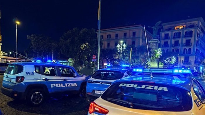 Giovane ucciso nella notte a Porta Capuana
