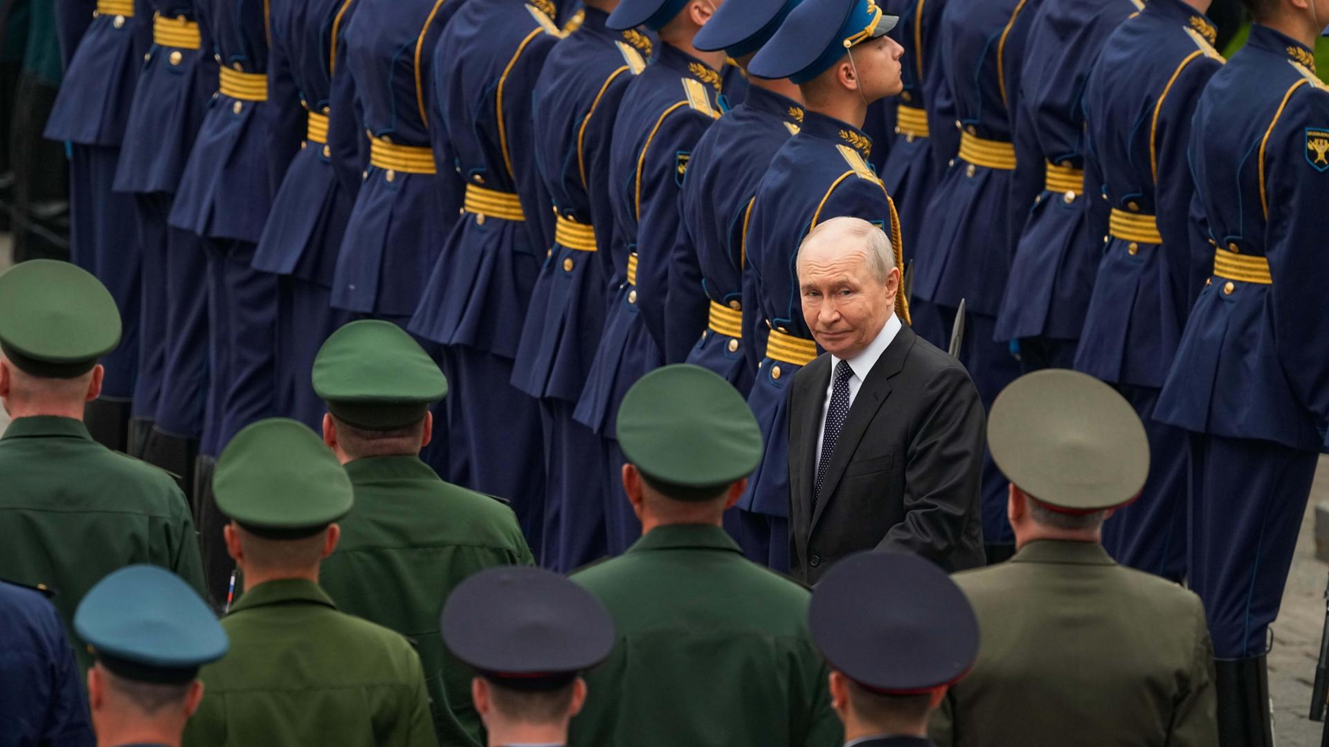 Nikolay Petrov: “Putin vuole sfidare la Nato. Prepara raid contro Polonia o Paesi Baltici”