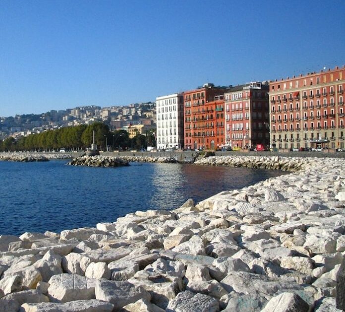 Cadavere sul lungomare: ripescato in acqua
