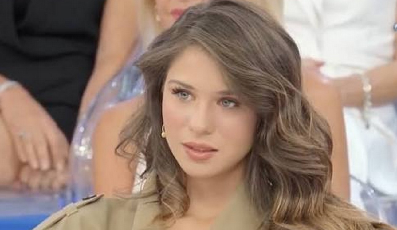 Brutta disavventura per Cristiana Anania: “Arrivati i pompieri”, Ernesto lancia stoccata