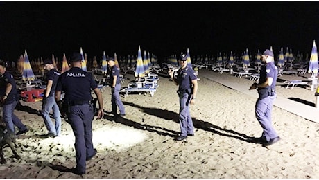 Spiaggia di Rimini, la procura chiede l'incidente probatorio per il 20enne accusato di violenza sessuale