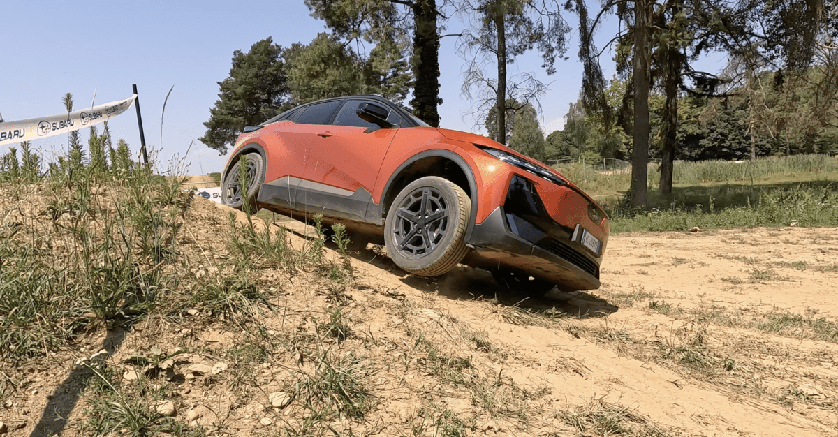 TEST – Subaru Uncharted: il SUV elettrico che porta nel futuro il DNA offroad del brand