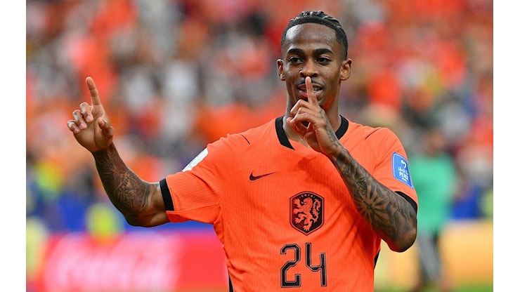 Roma Summerville, si attende risposta del giocatore. Pronta offerta da 45 milioni al West Ham - Sky Sport