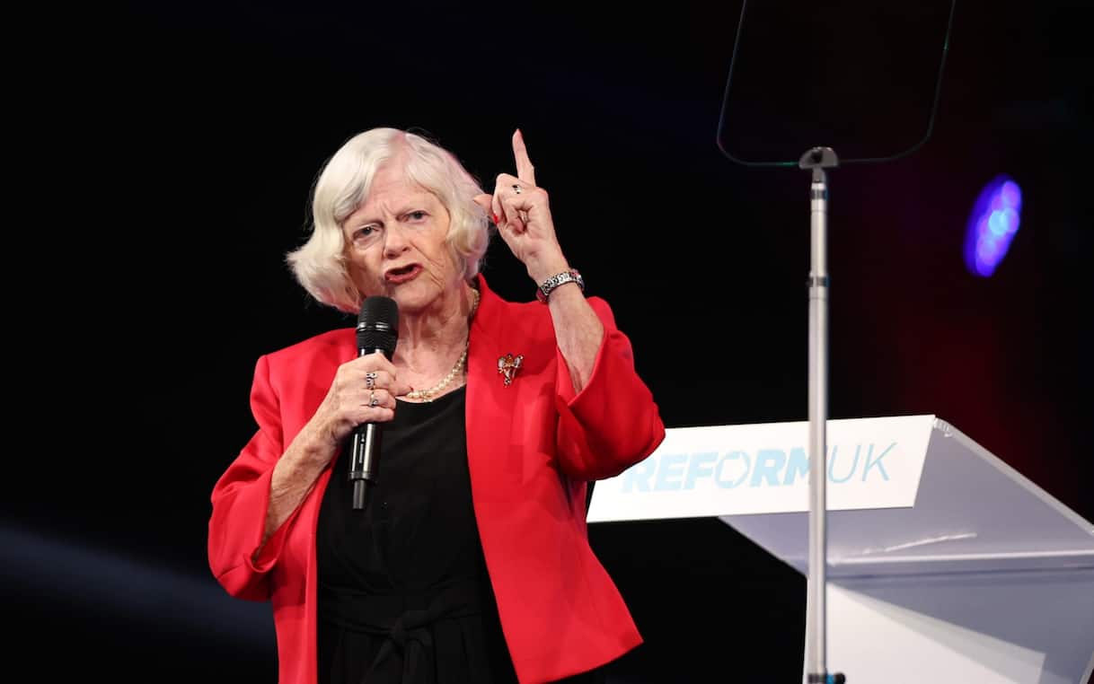 Uk, uccisa Ann Widdecombe, paladina della Brexit. Arrestato un 26enne