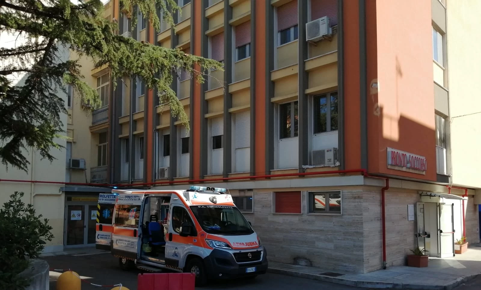 Bisceglie, bimbo di 10 mesi muore dopo una caduta dal lettone: indagano i carabinieri