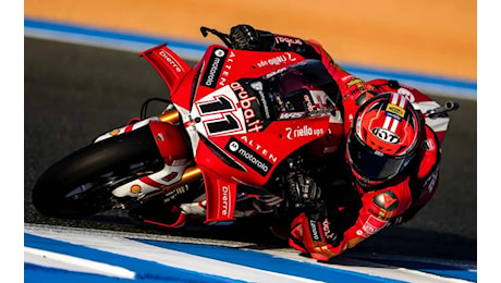 A Jerez sette Ducati davanti a tutti, Bulega vince Gara 1 senza discussioni