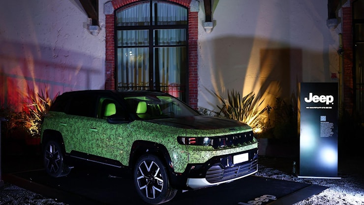 Così la Jeep Compass diventa un'opera d'arte: svelato l'esemplaare unico firmato dall’artista Galo - La Stampa