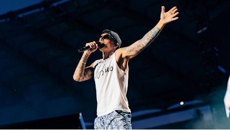 Ultimo, la favola per sempre: 250mila persone a Tor Vergata per il concerto dei record