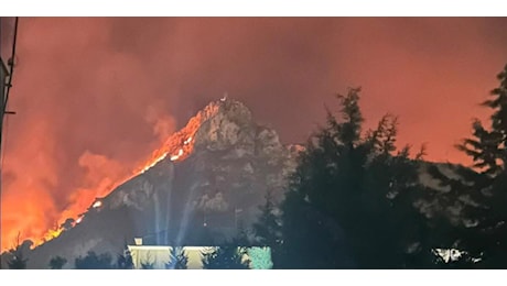 Italia spaccata in due da grandine e caldo. A Palermo martedì previsti 39 gradi e incendi