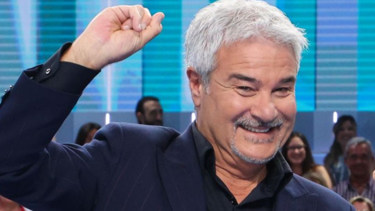 Reazione a Catena, vincono I Senza Francesco. Ma Insegno bacchetta gli ex campioni: Non è divertente. E qualcuno rimpiange Amadeus