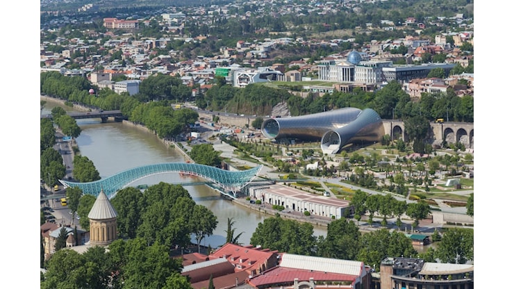 L’edificio simbolo della nuova Tbilisi sta per essere demolito: è di Massimiliano Fuksas, e non ha mai aperto al pubblico - Domus Web