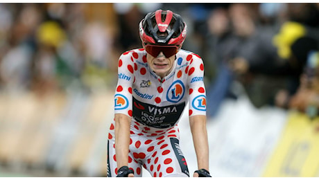 Vingegaard cade e si ritira dal Tour de France 2026: addio al sogno della doppietta dopo il Giro. Cosa è successo