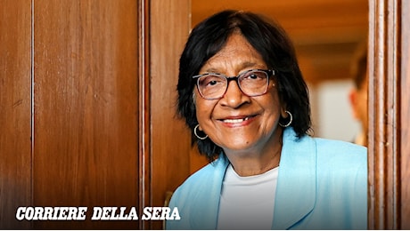 Navi Pillay all'Aia: il Nobel per la Pace visita la Corte penale internazionale tra le sanzioni Usa