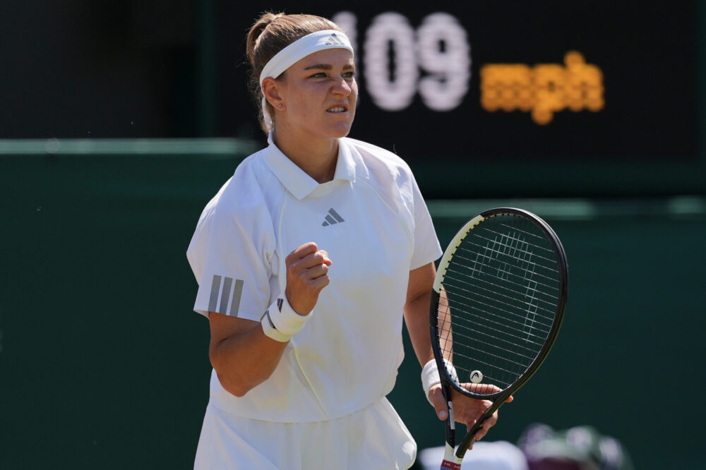 Wimbledon 2026, Osaka elimina Sabalenka. A Muchova e Pegula i due derby