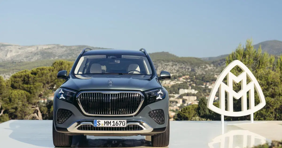 Nuova Mercedes-Maybach GLS, il lusso sale ancora di livello: arriva il V8 elettrificato
