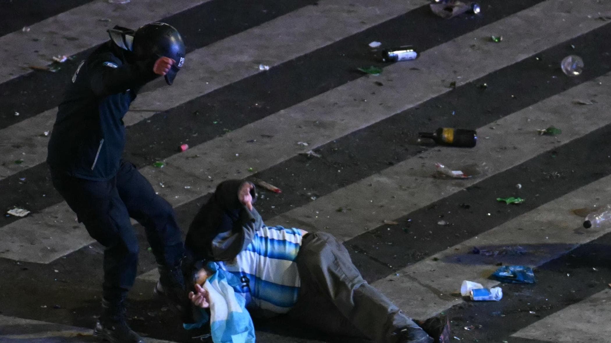 Mondiali: scontri tra tifosi e polizia a Buenos Aires dopo la finale