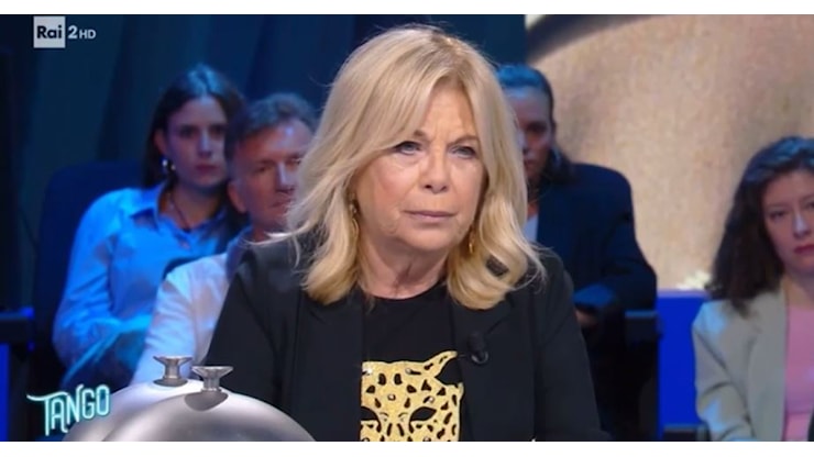 “Avevo capito tutto senza che nessuno mi dicesse niente, è un dolore che ti spacca in due la vita. Forum? È come vedere mio marito con un’altra”: parla Rita Dalla Chiesa - Il Fatto Quotidiano