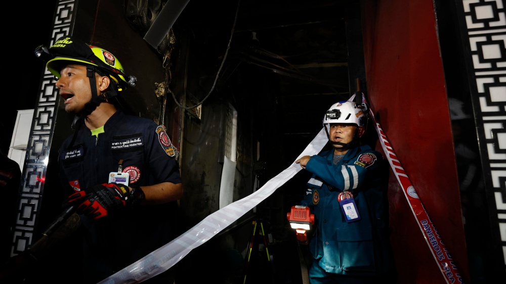 Incendio fa strage in un pub a Bangkok, almeno 27 morti