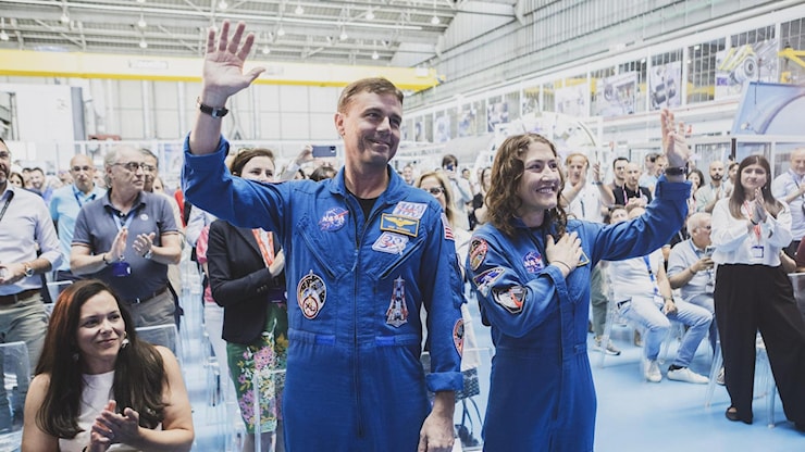 Gli astronauti di Artemis II: “Dopo la Luna, tocca a Marte. In orbita abbiamo avuto paura” - La Stampa