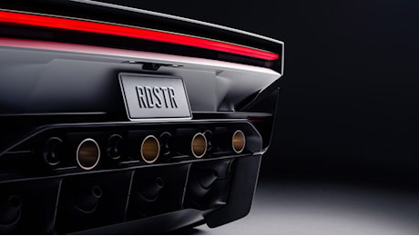 Tesla Roadster, il prototipo vola ma la produzione slitta al 2028