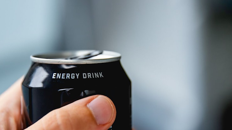 Niente energy drink per gli under 16 inglesi, pronte multe fino a 2.500 sterline - Tgcom24