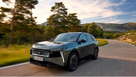 Nuova DS N°7 Élysée debutta come SUV elettrico blindato dell’Eliseo