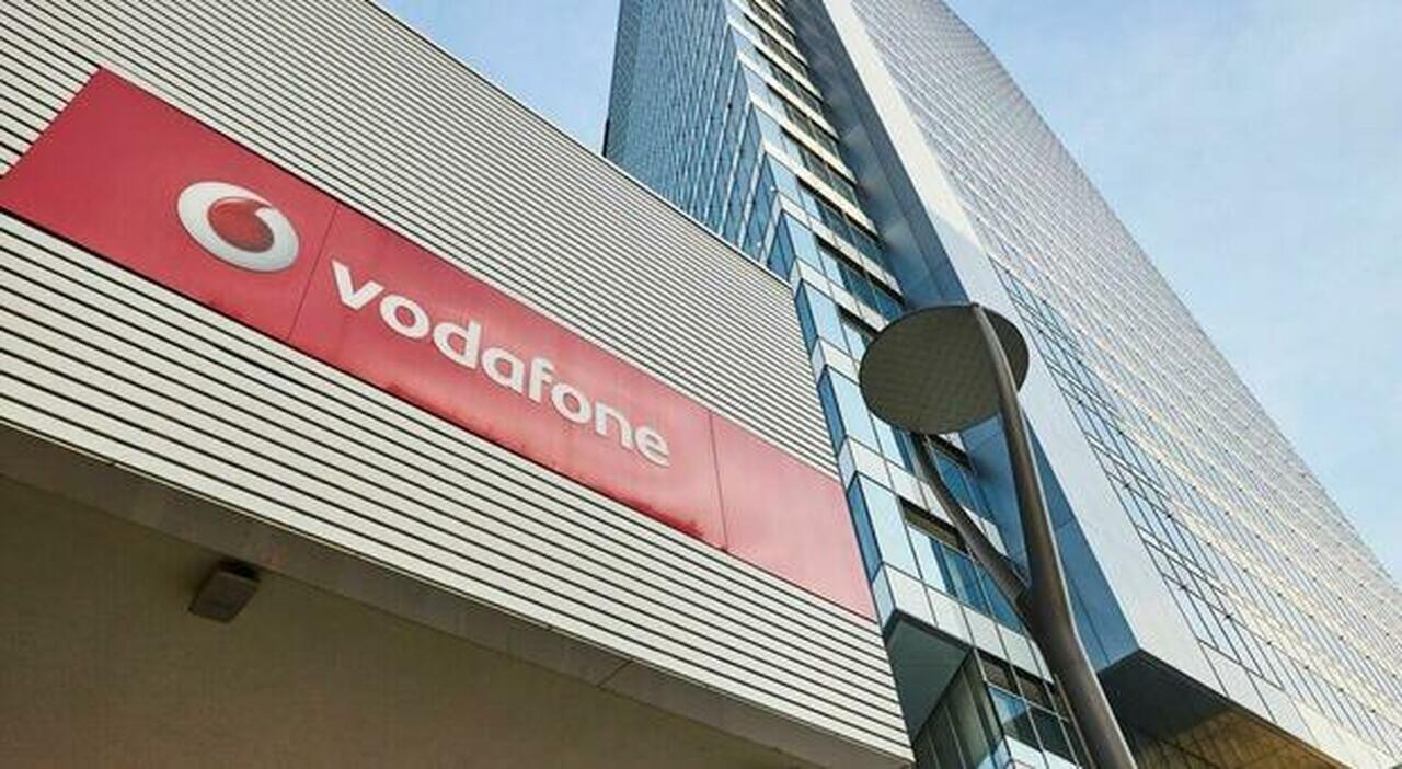 Vodafone, Xavier Niel primo azionista con il 19%