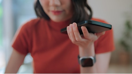 Nuova Siri AI di Apple arriva su iOS 27 e sfida ChatGPT