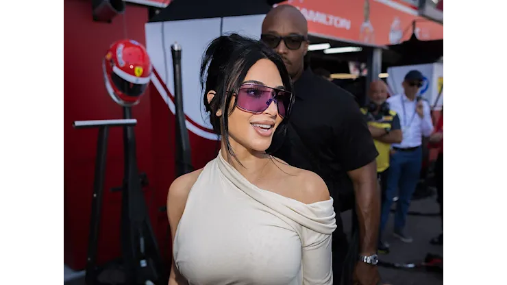 Kim Kardashian e Lewis Hamilton sempre più uniti: in vacanza al lago con i figli - iO Donna